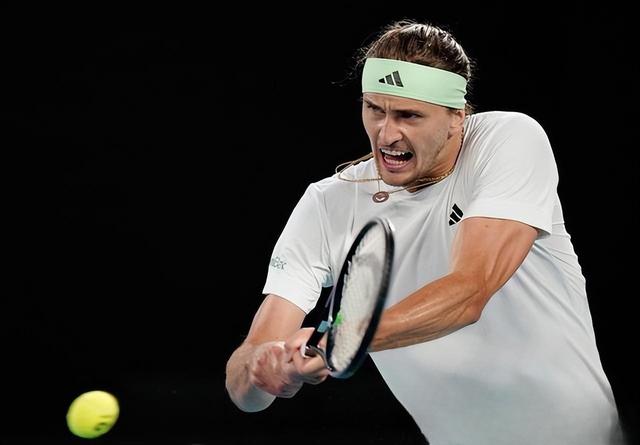 澳大利亚网球队完胜世界网球队，梅德韦杰夫爆发神勇