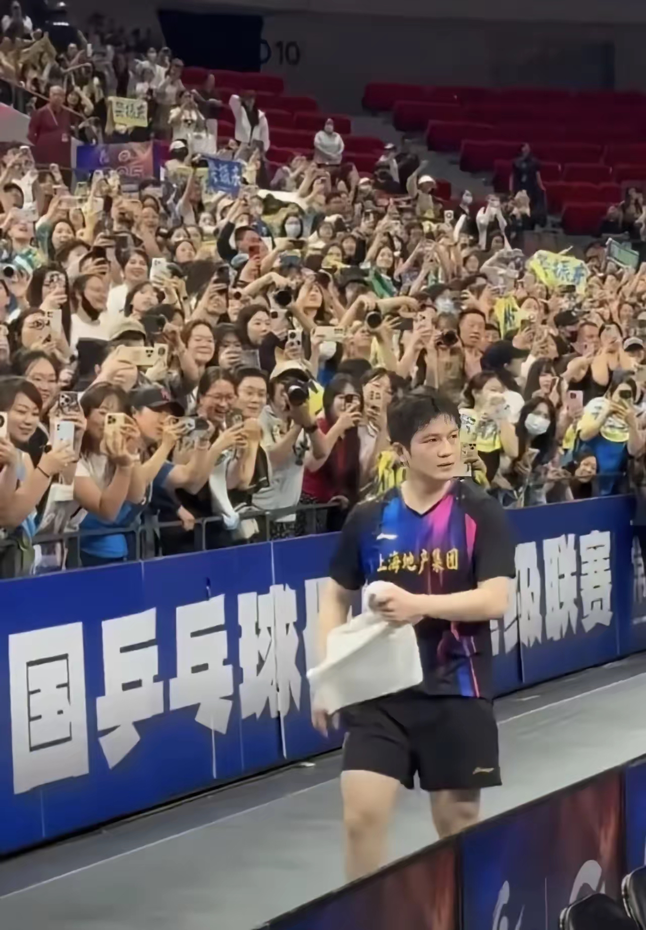 包含奥地利乒乓球队力克波兰乒乓球队,樊振东完成帽子戏法的词条 包含奥地利乒乓球队力克波兰乒乓球队,樊振东完成帽子戏法的词条