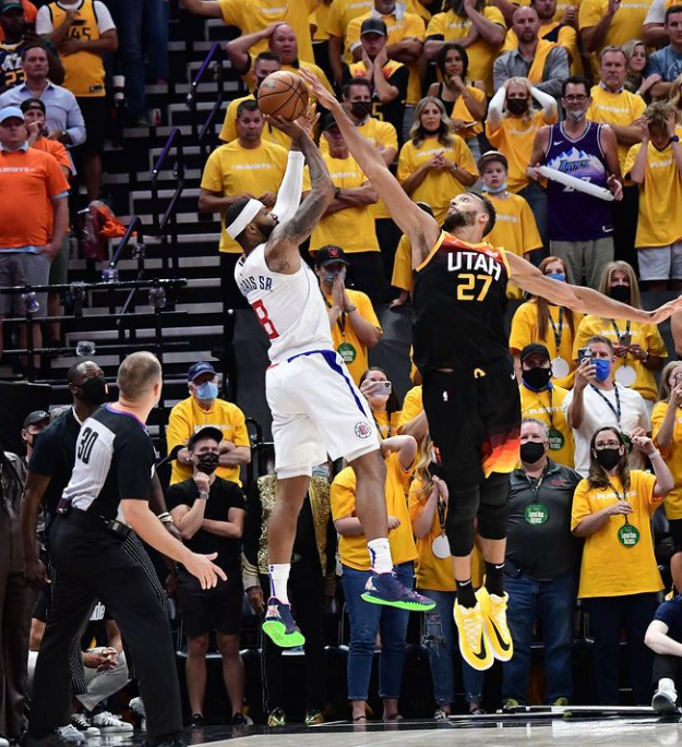 关于热火碾压凯尔特人，戈贝尔送出助攻的信息