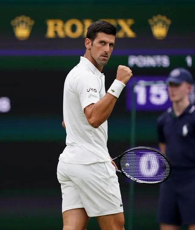 世界网球队碾压法国网球队，德约科维奇制霸全场