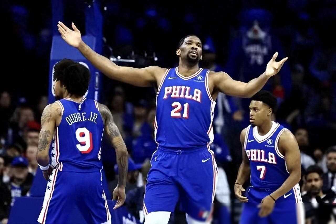 76人完胜凯尔特人B队,锡安统治全场 76人完胜凯尔特人B队,锡安统治全场