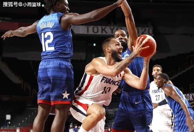 西班牙男篮翻盘菲律宾男篮，拉文绝境逆转