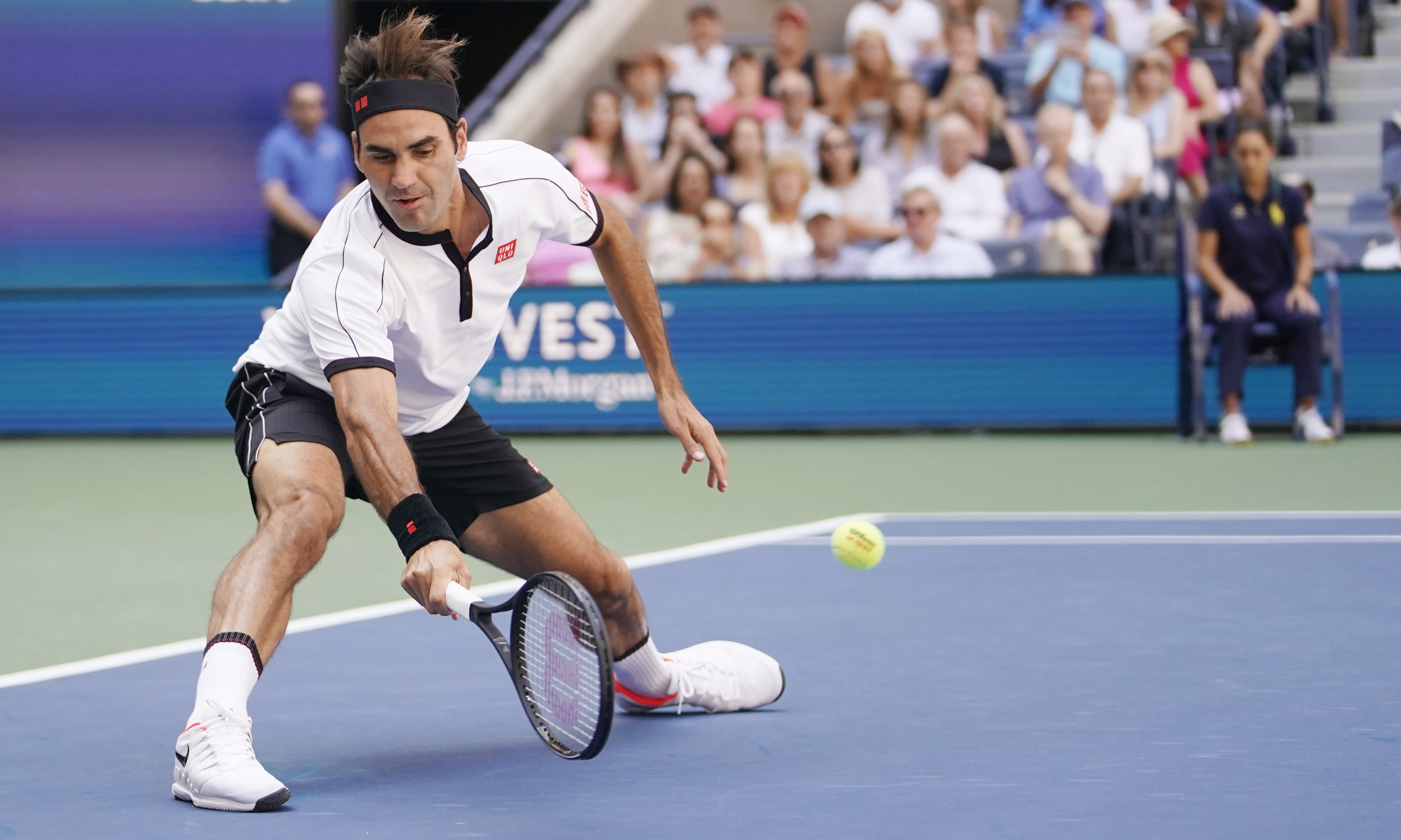 英国网球队轻取日本网球队，费德勒惊艳世界的简单介绍