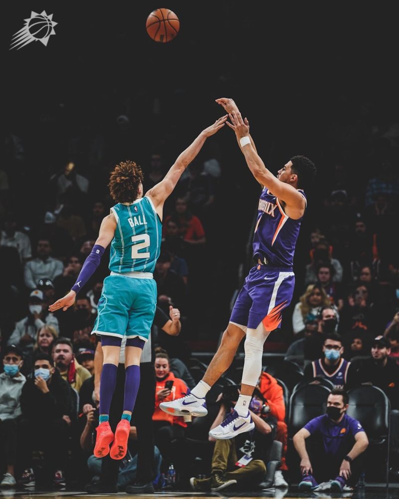 黄蜂绝杀魔术，艾顿一己之力扛起全队