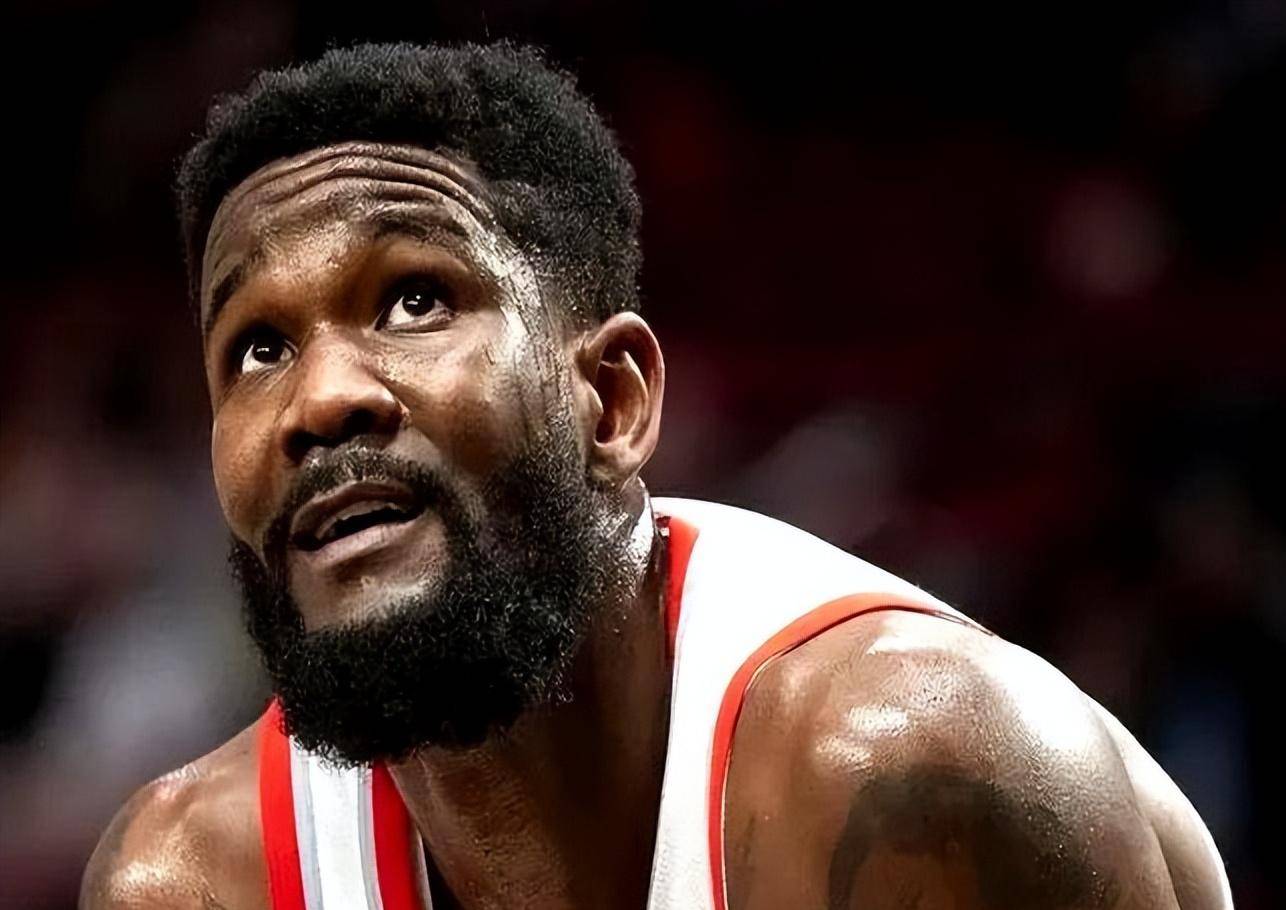 黄蜂绝杀魔术，艾顿一己之力扛起全队