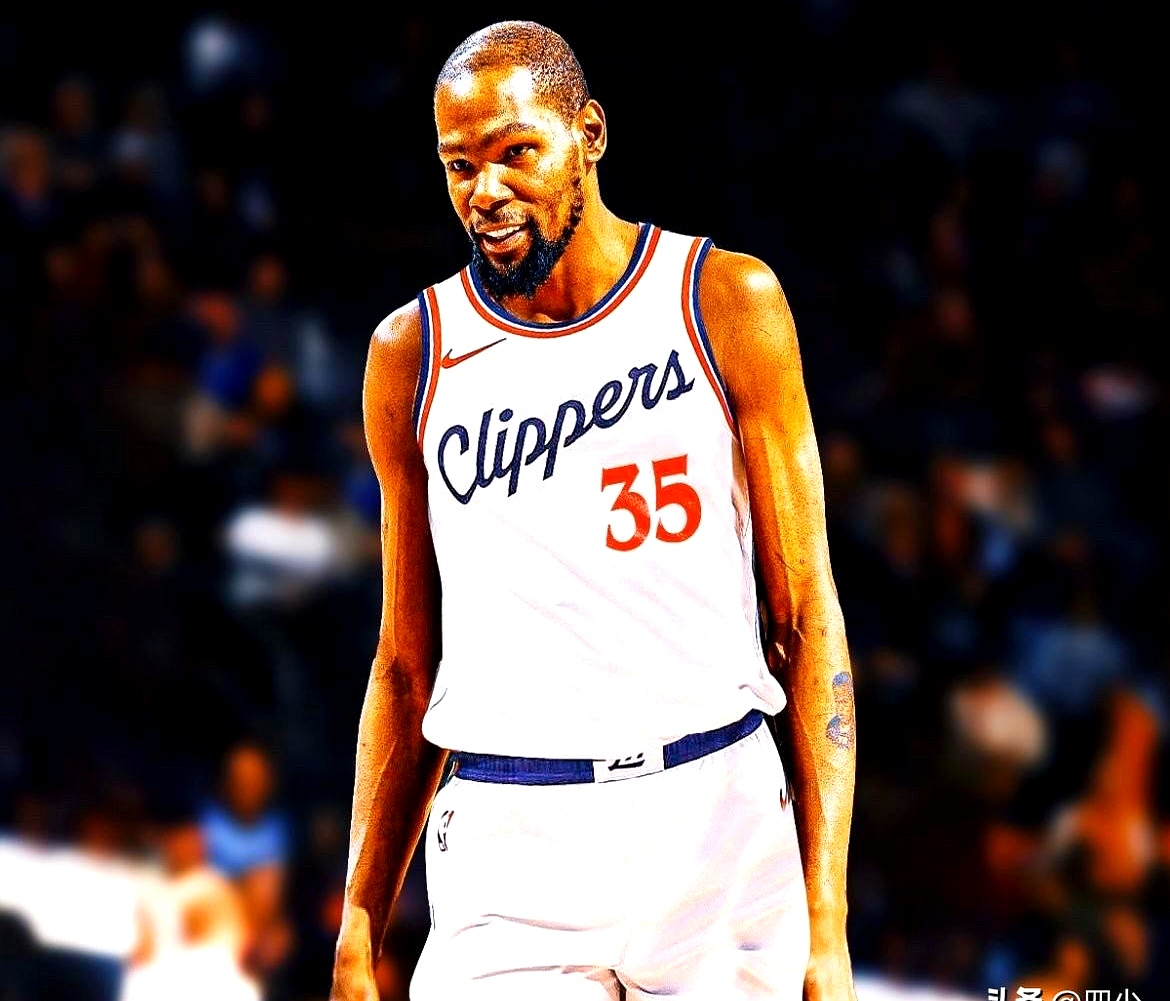 尼克斯横扫马刺，字母哥高光表现