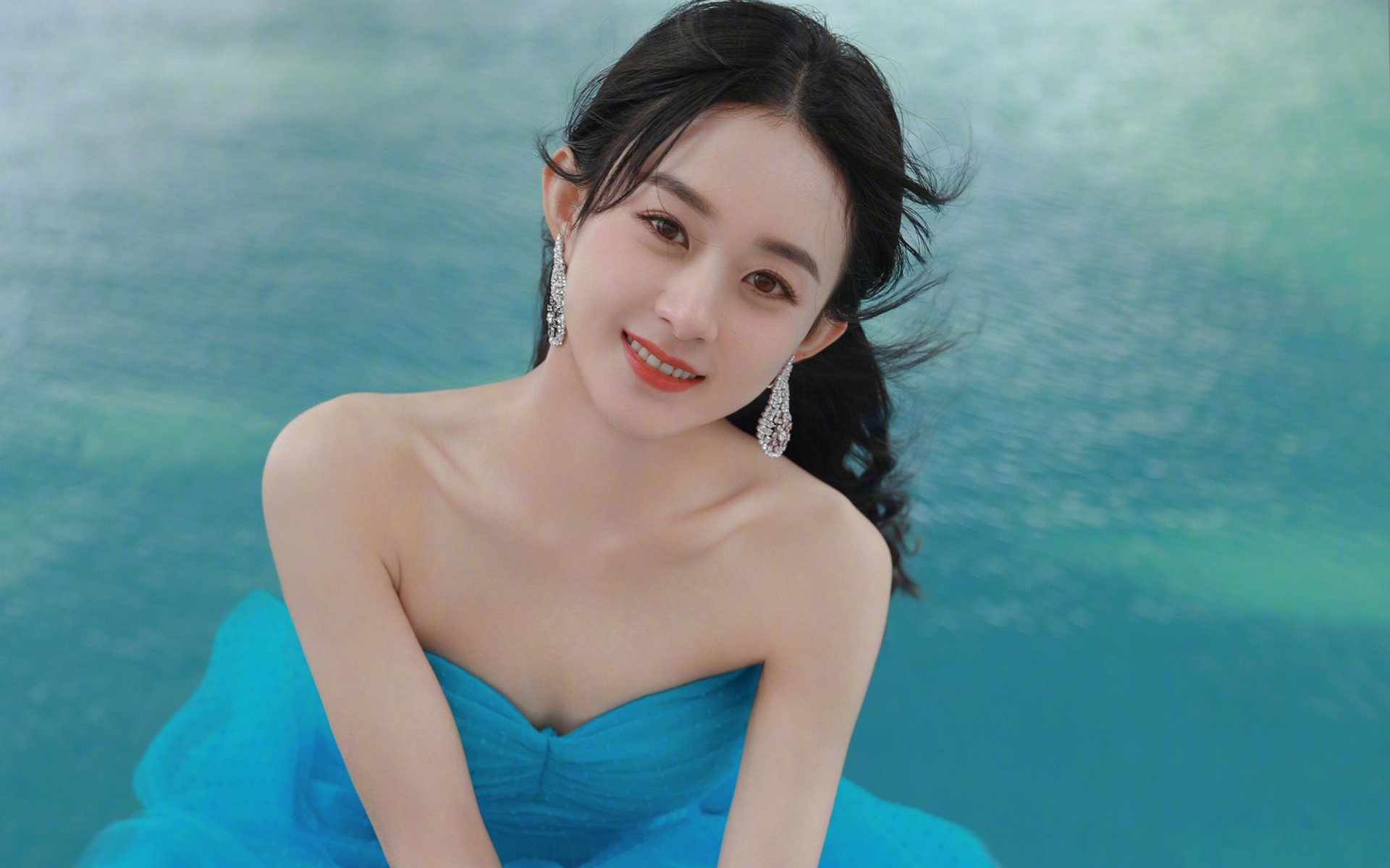 天才在左,集体在右,克罗地亚绝杀巴黎,姆巴佩惊艳四座