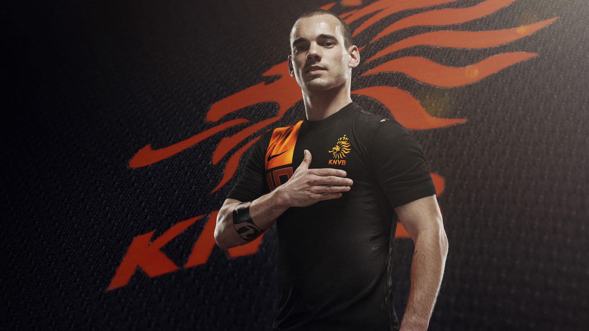 意甲焦点战之夜，北欧惊雷撕裂蓝黑铁幕，哈兰德胜负手破解战术魔方