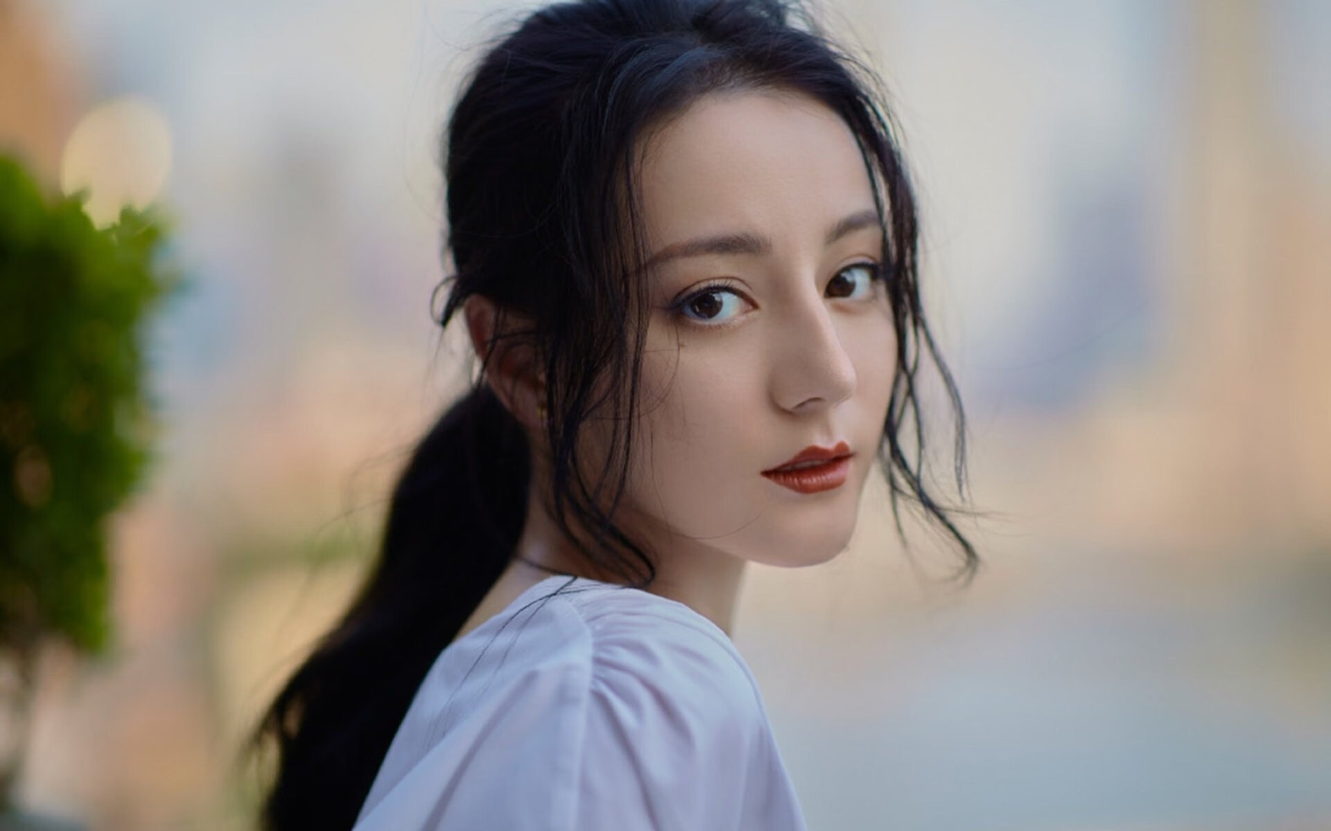 双面艺术家,格列兹曼在感官迷宫的哲学性掌控